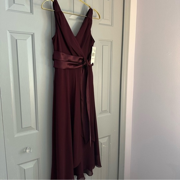 Jones Wear Dress Burgundy Cocktail dress with satin bow. Midi Dress Size 6 NWT - Picture 7 of 14